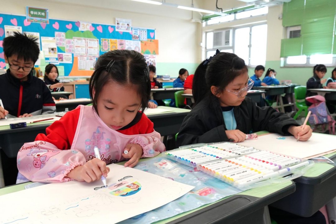 小三：四通八達的香港